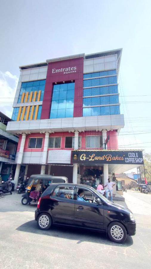 Отель Emirates Residency Pudunagaram Экстерьер фото